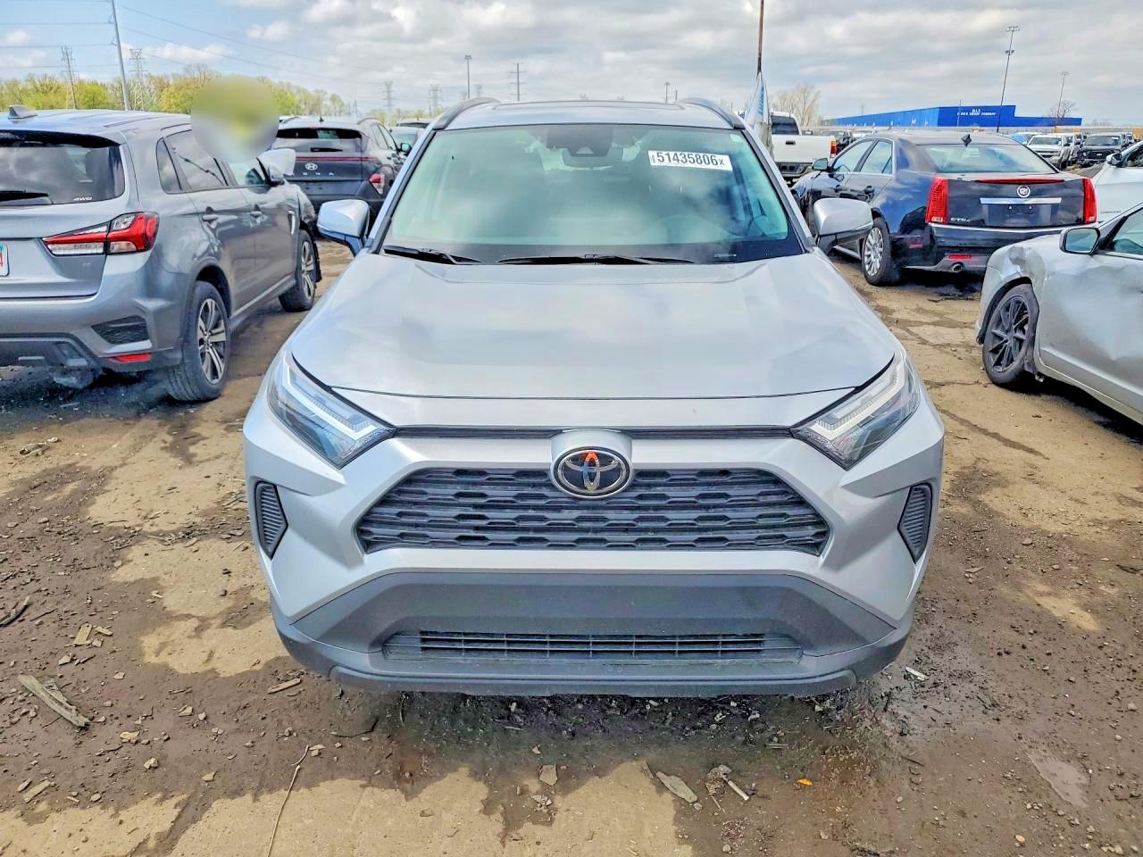 2025 Toyota Rav4 Xle Silver vin: 2T3P1RFV4SW617371