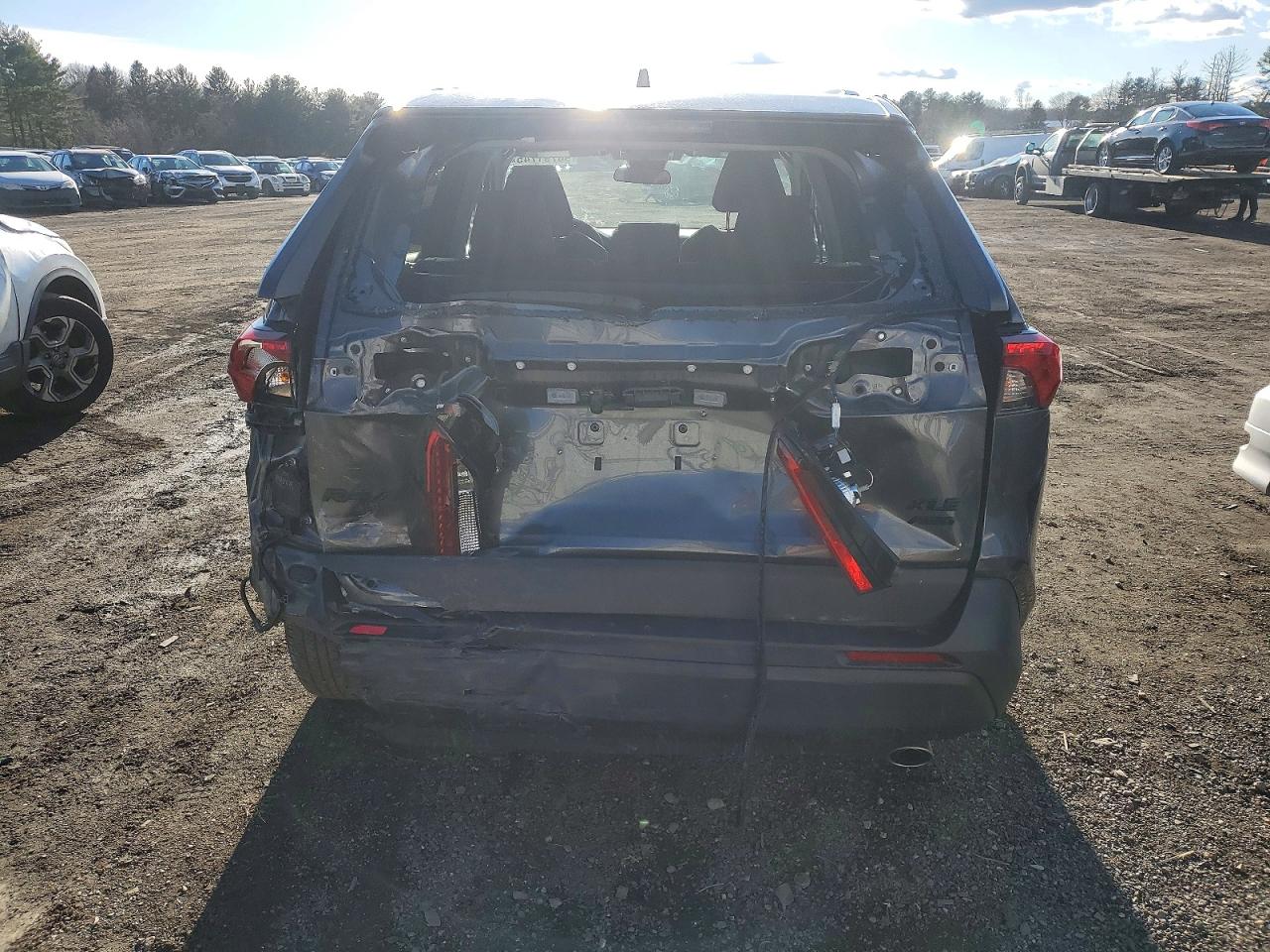 2022 Toyota Rav4 Xle Charcoal vin: 2T3P1RFV5NC269845