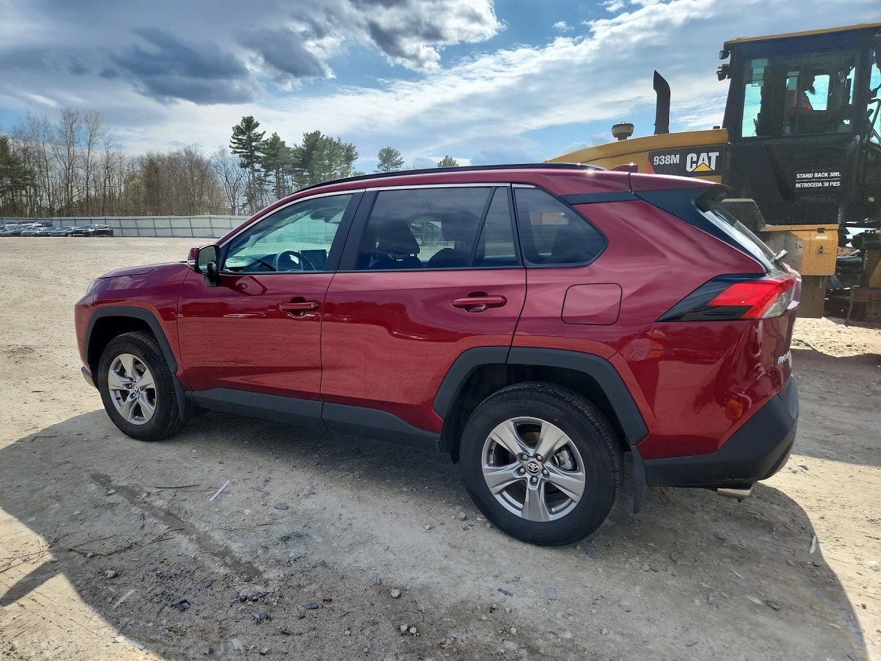 2025 Toyota Rav4 Xle Red vin: 2T3P1RFV5SW619811