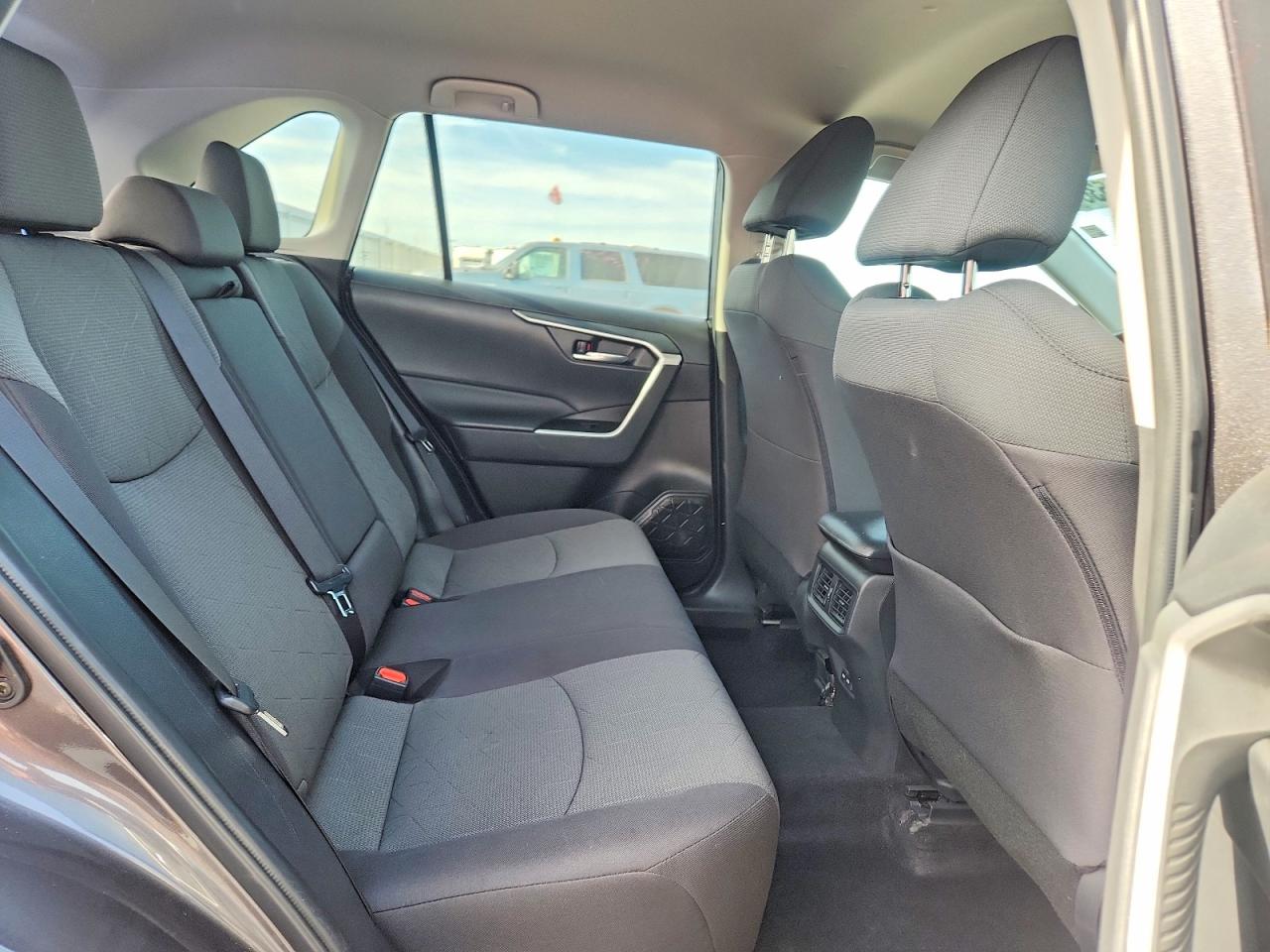 2022 Toyota Rav4 Xle Gray vin: 2T3P1RFV6NC302433