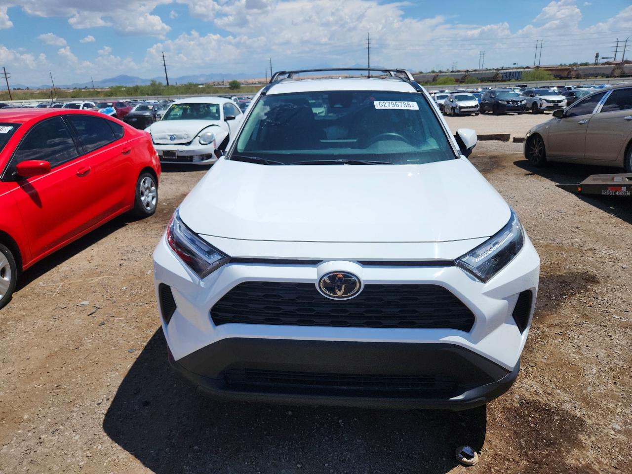 2024 Toyota Rav4 Xle Белый vin: 2T3P1RFV6RC489131