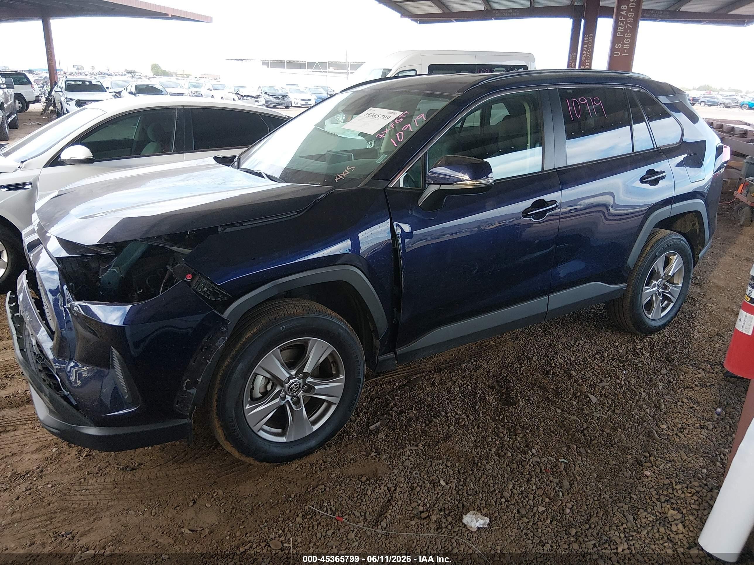 2025 Toyota Rav4 Xle Blue vin: 2T3P1RFV6SW544780