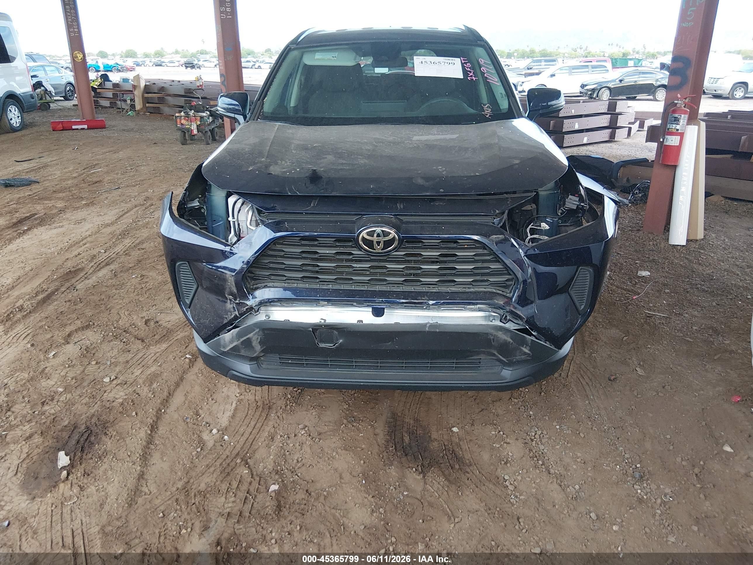 2025 Toyota Rav4 Xle Blue vin: 2T3P1RFV6SW544780
