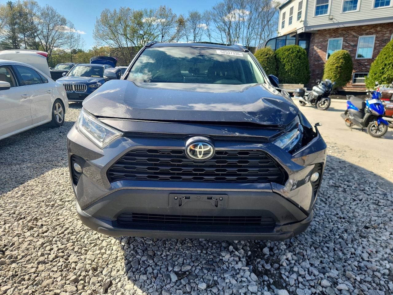 2019 Toyota Rav4 Xle Gray vin: 2T3P1RFV7KW036351