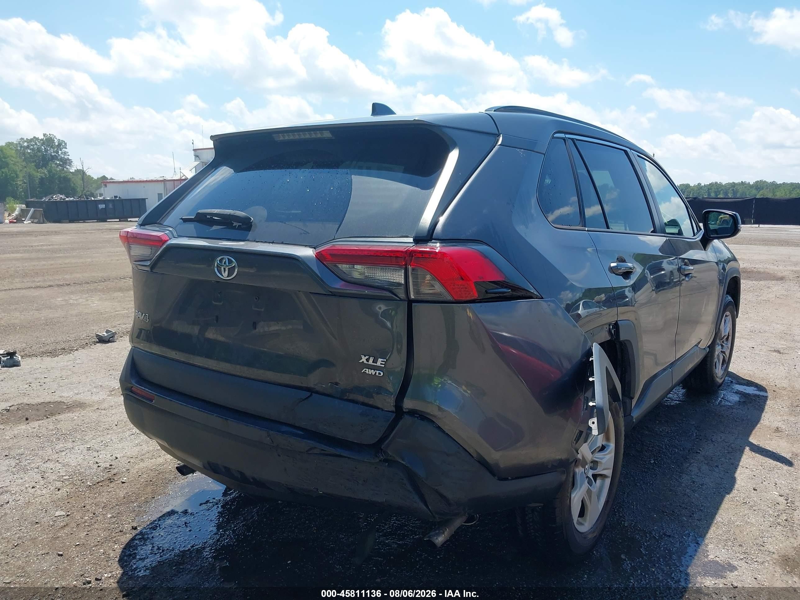 2019 Toyota Rav4 Xle Gray vin: 2T3P1RFV7KW043039