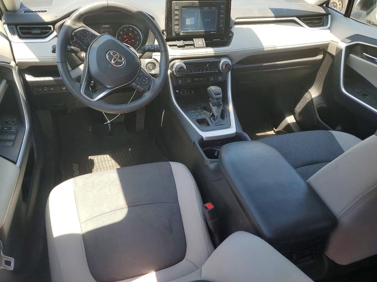 2020 Toyota Rav4 Xle White vin: 2T3P1RFV7LW133230