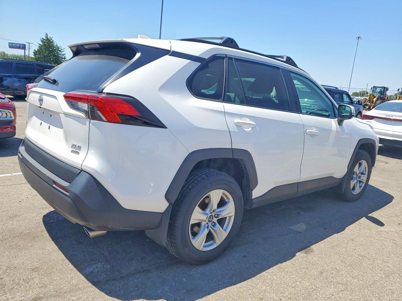 2020 Toyota Rav4 Xle White vin: 2T3P1RFV7LW133230
