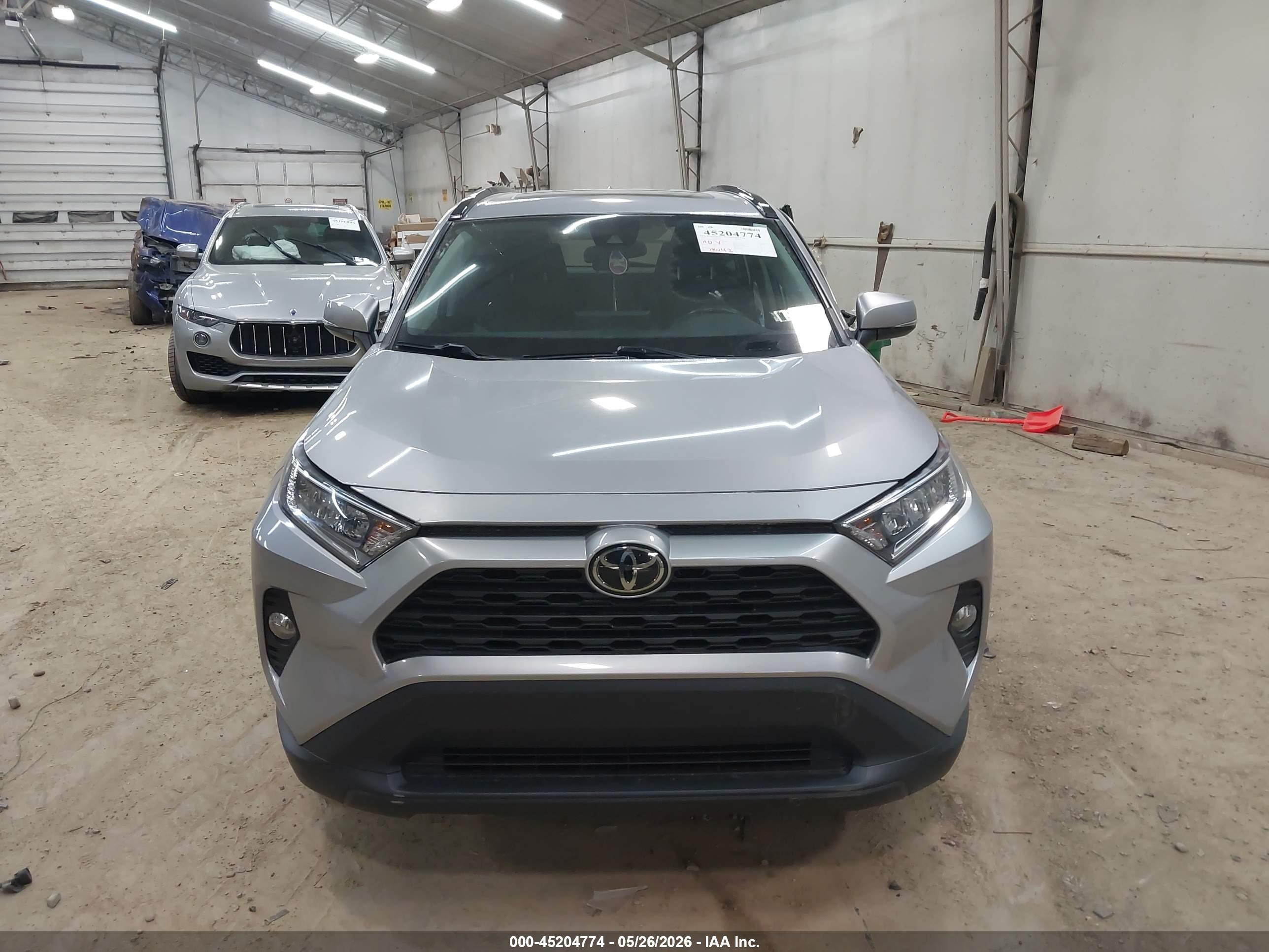 2021 Toyota Rav4 Xle Silver vin: 2T3P1RFV7MC215719