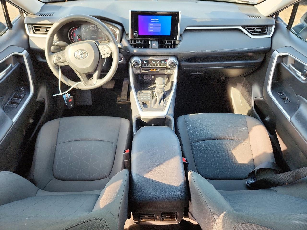 2024 Toyota Rav4 Xle Silver vin: 2T3P1RFV8RC416293