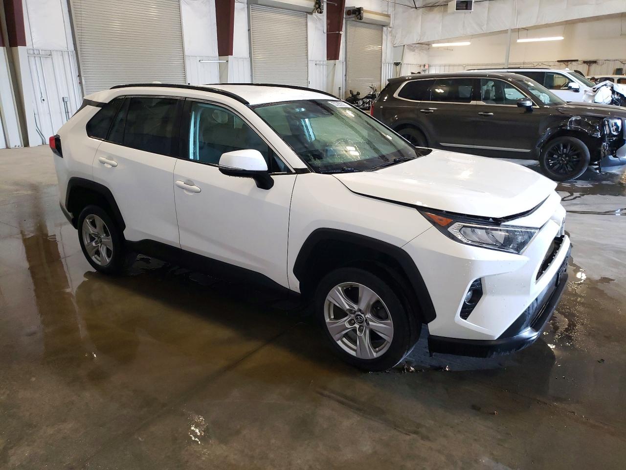 2020 Toyota Rav4 Xle White vin: 2T3P1RFV9LC127964