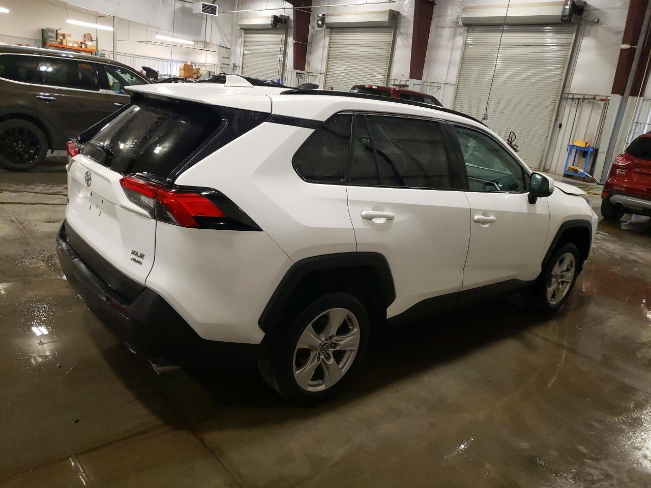 2020 Toyota Rav4 Xle White vin: 2T3P1RFV9LC127964