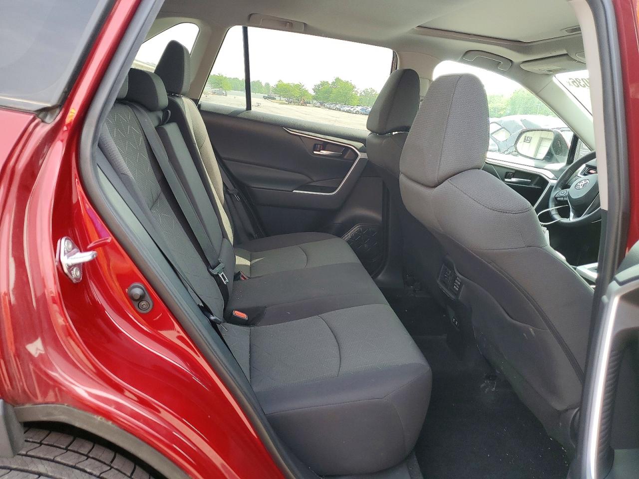 2021 Toyota Rav4 Xle Red vin: 2T3P1RFV9MW202503