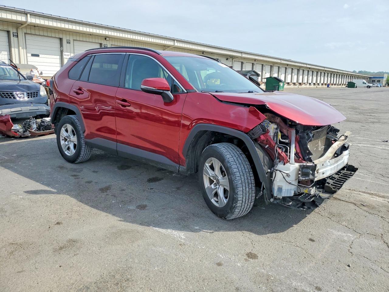2021 Toyota Rav4 Xle Red vin: 2T3P1RFV9MW202503