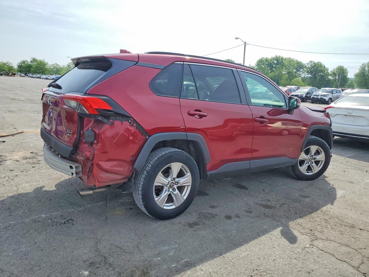 2021 Toyota Rav4 Xle Red vin: 2T3P1RFV9MW202503