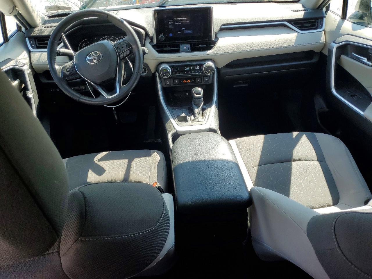 2023 Toyota Rav4 Xle White vin: 2T3P1RFV9PC392051