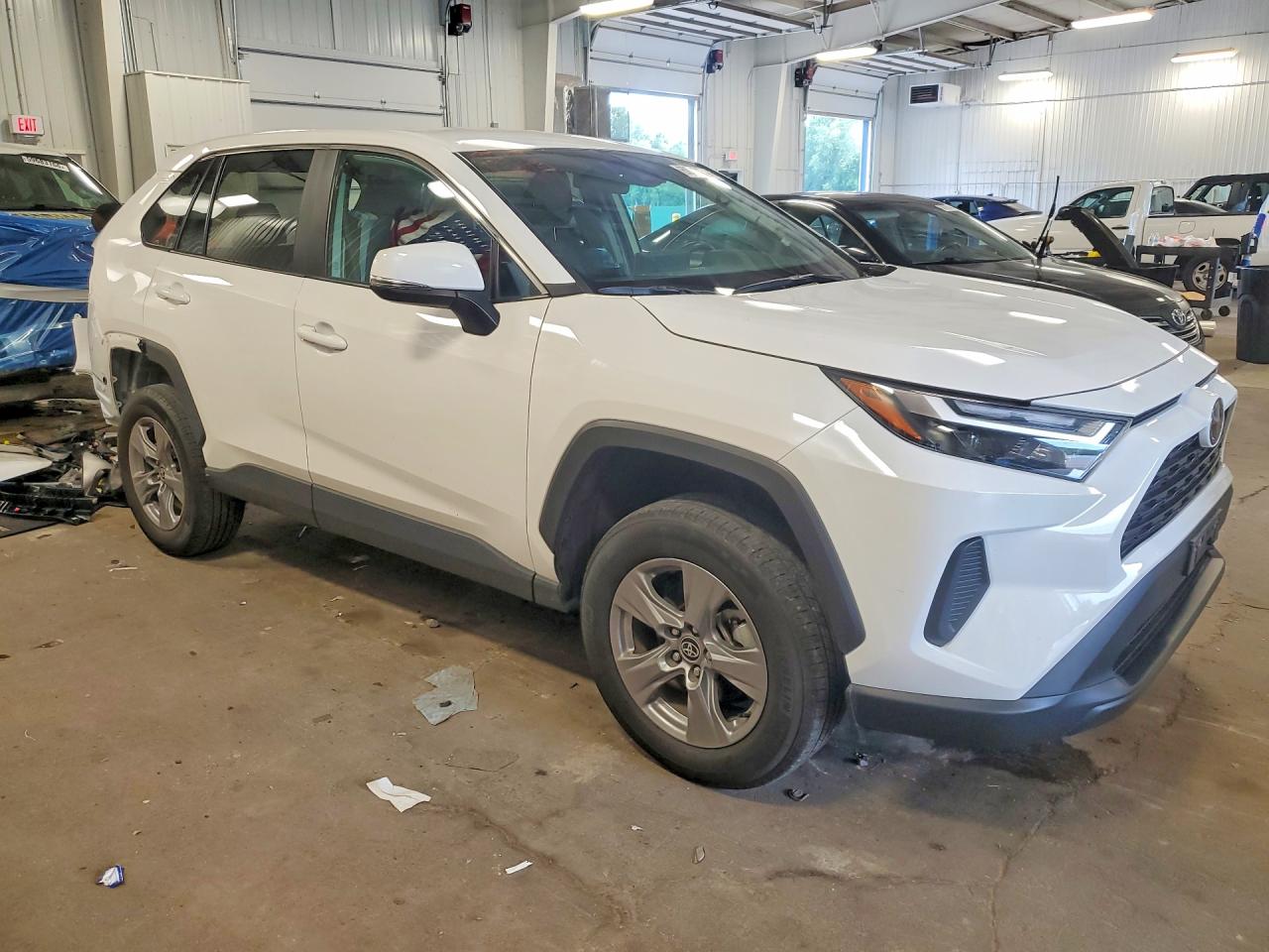 2024 Toyota Rav4 Xle White vin: 2T3P1RFV9RW476775
