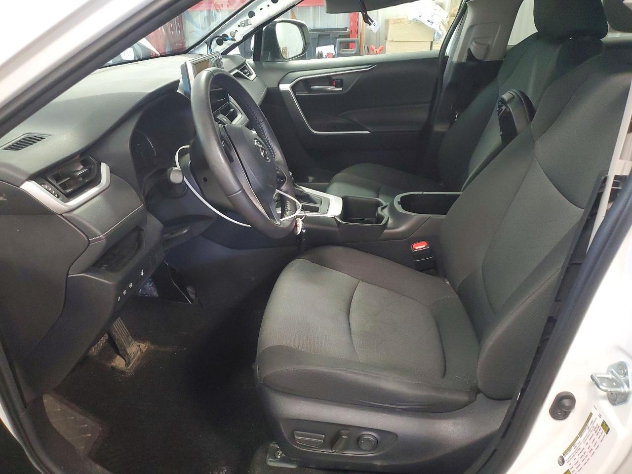 2024 Toyota Rav4 Xle White vin: 2T3P1RFV9RW476775