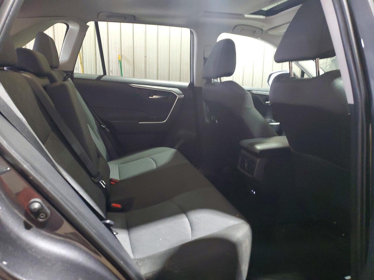 2025 Toyota Rav4 Xle Угольный vin: 2T3P1RFV9SW561749