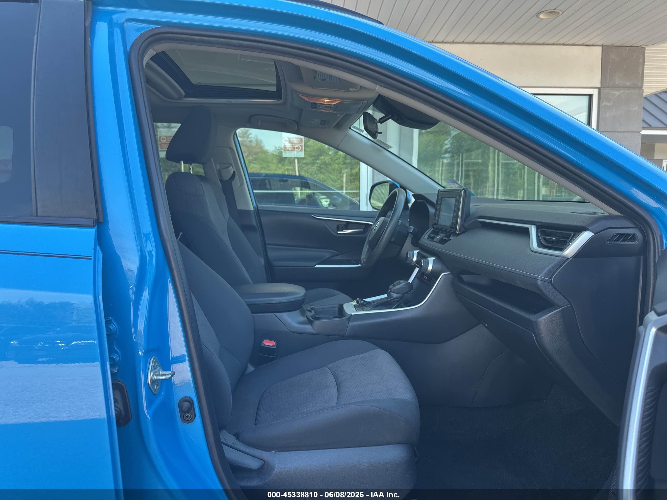 2019 Toyota Rav4 Xle Blue vin: 2T3P1RFVXKC043442