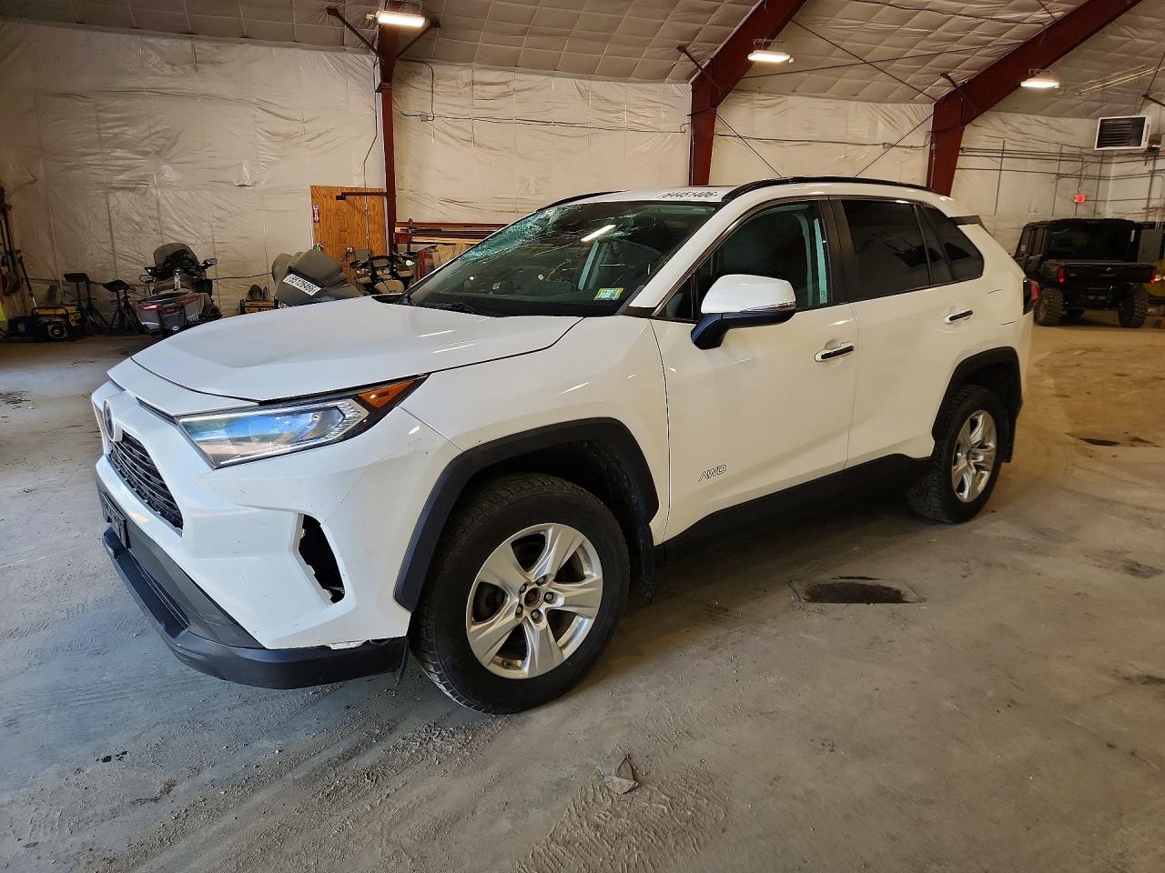 2019 Toyota Rav4 Xle Белый vin: 2T3P1RFVXKW034691