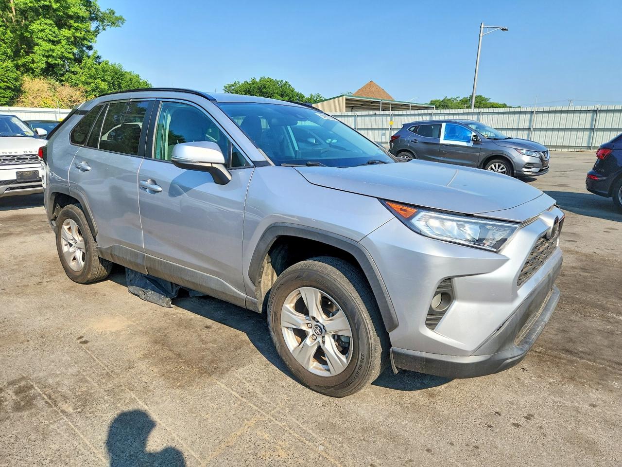 2020 Toyota Rav4 Xle Silver vin: 2T3P1RFVXLC100983