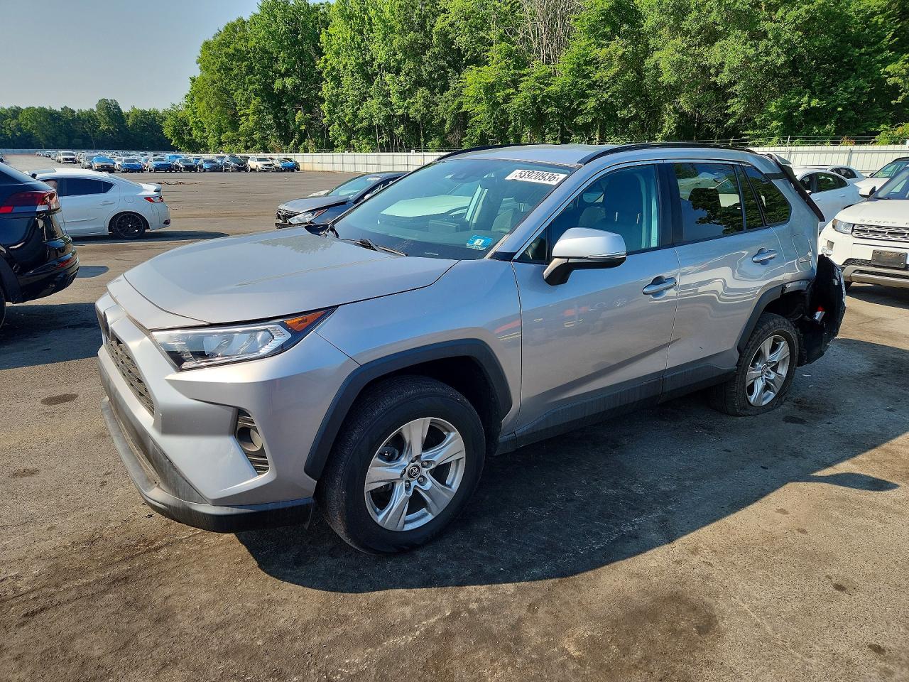 2020 Toyota Rav4 Xle Silver vin: 2T3P1RFVXLC100983