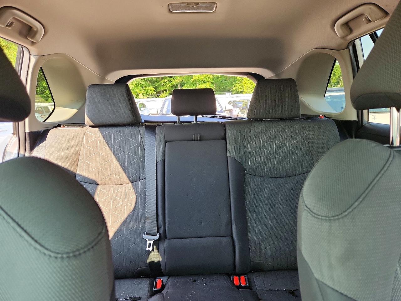 2020 Toyota Rav4 Xle Silver vin: 2T3P1RFVXLC100983