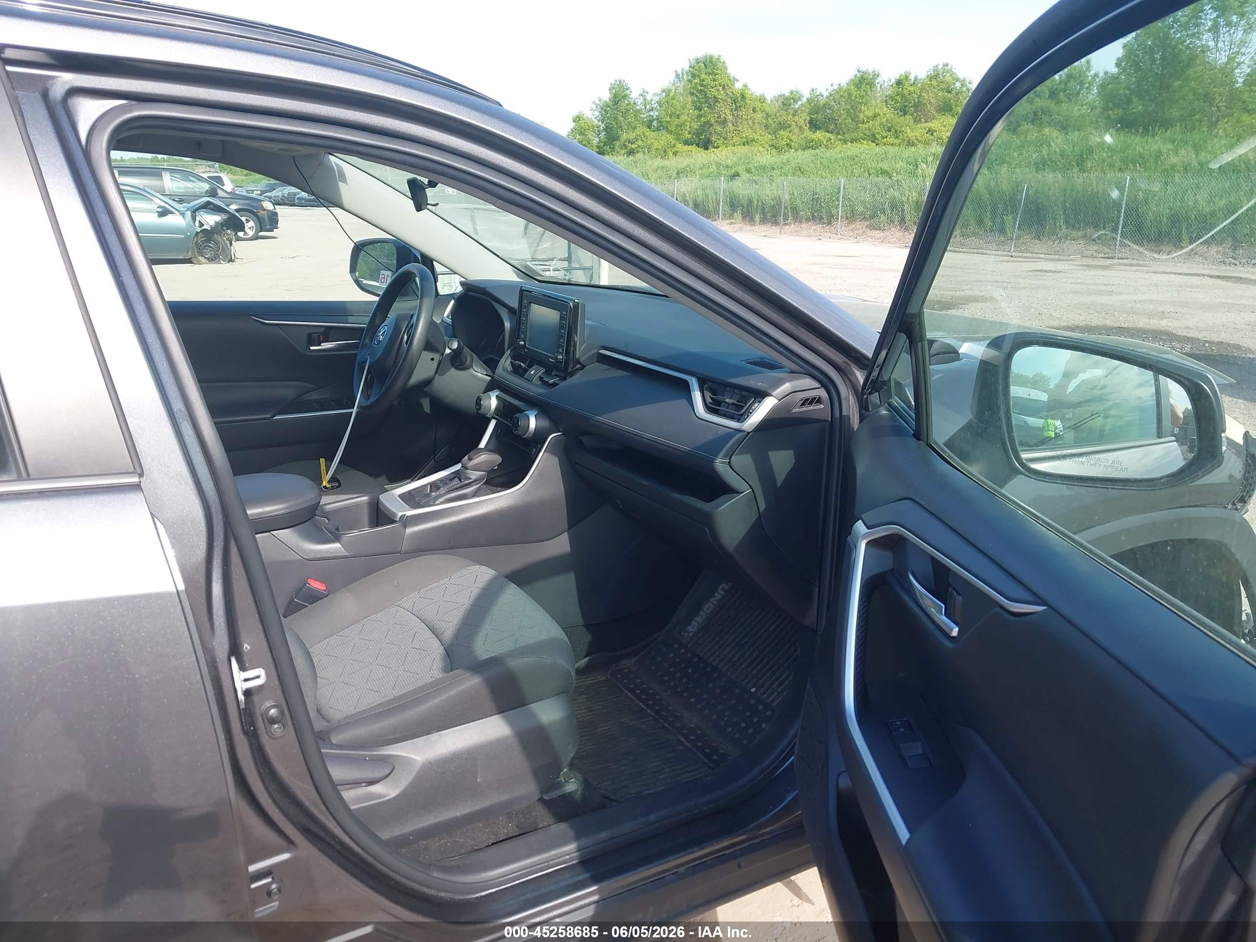 2022 Toyota Rav4 Xle Gray vin: 2T3P1RFVXNC284017
