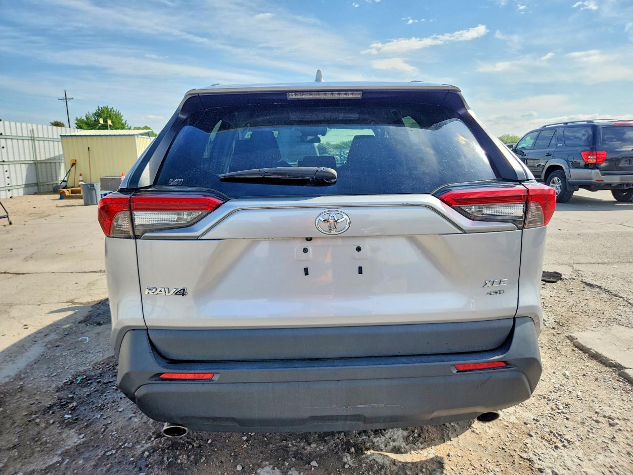 2024 Toyota Rav4 Xle Silver vin: 2T3P1RFVXRC412701