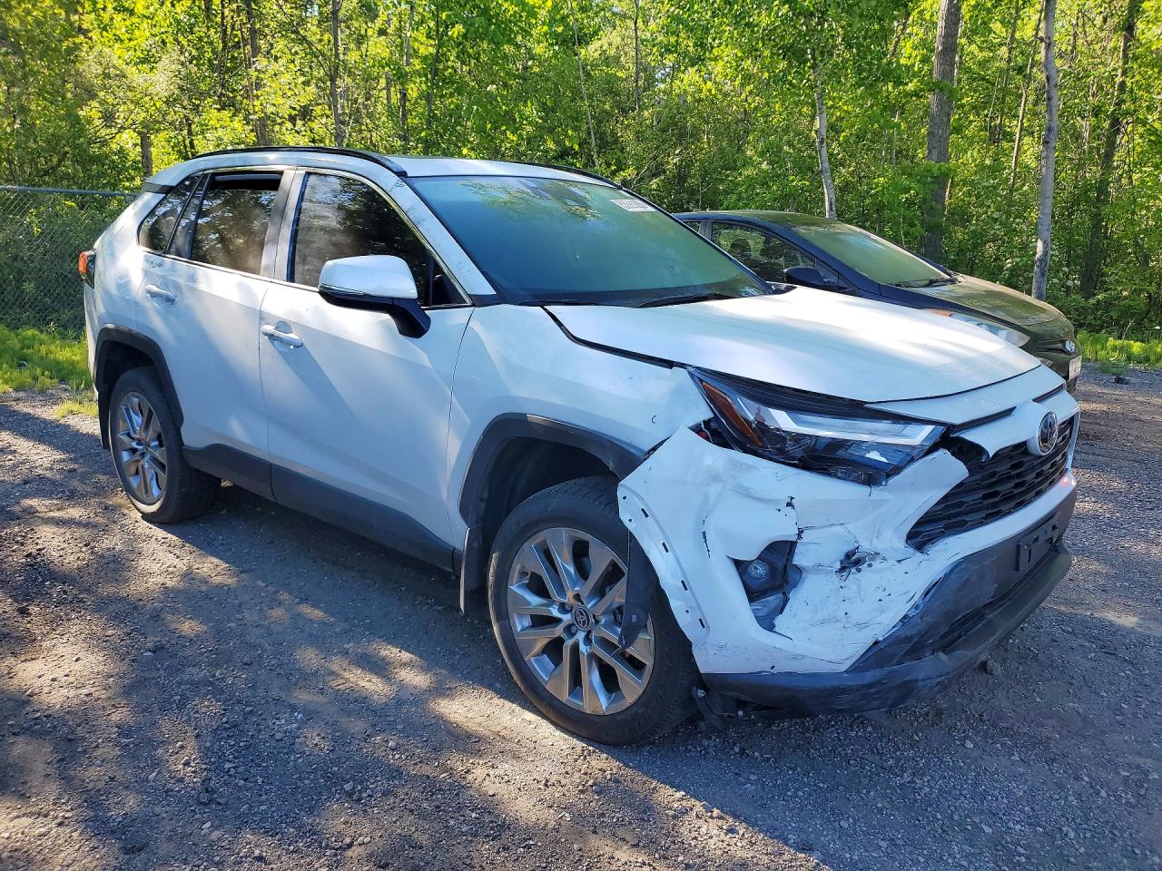2024 Toyota Rav4 Xle White vin: 2T3R1RFV2RW456750