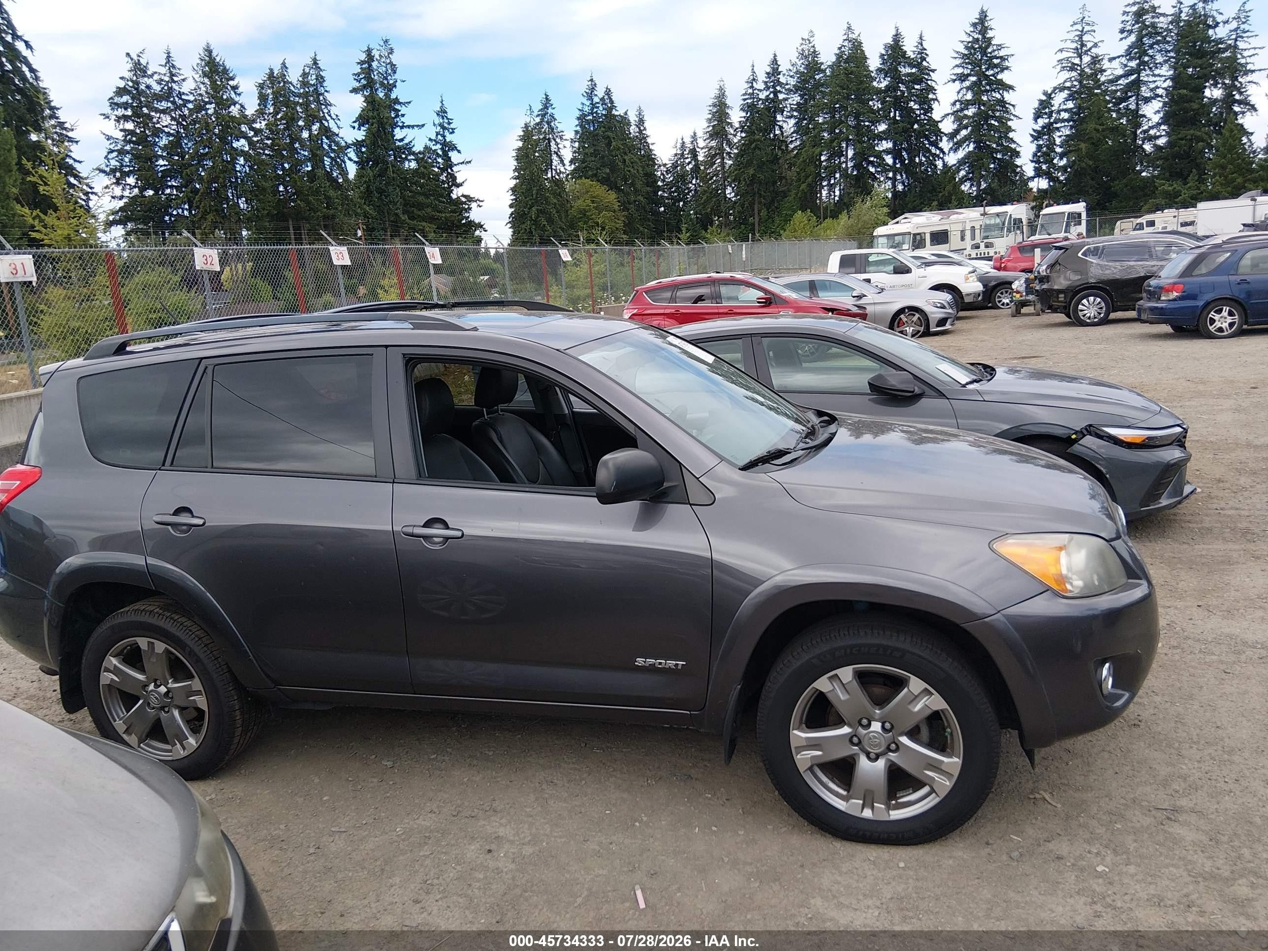 2010 Toyota Rav4 Sport Gray vin: 2T3RF4DV1AW030219