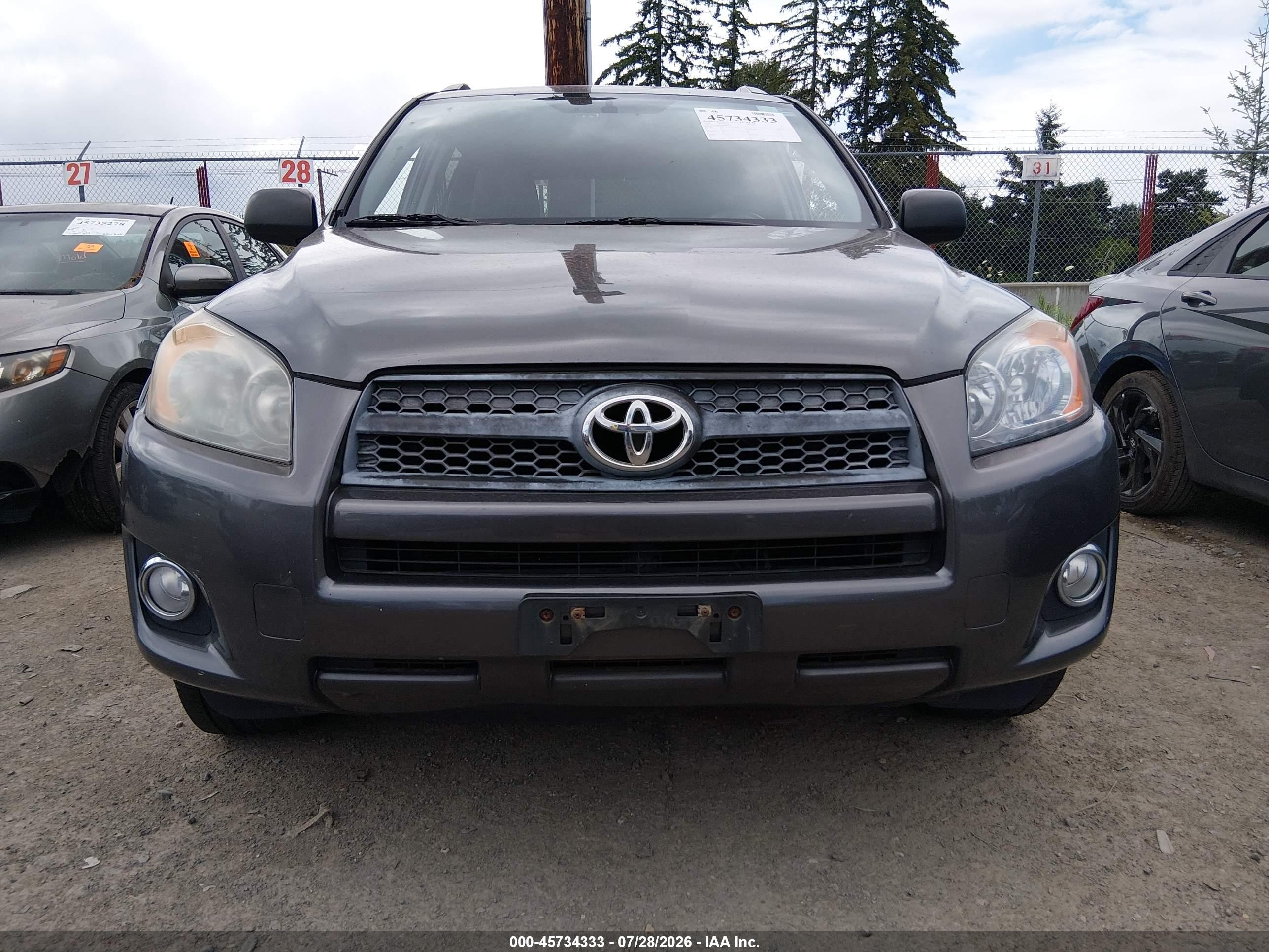 2010 Toyota Rav4 Sport Gray vin: 2T3RF4DV1AW030219