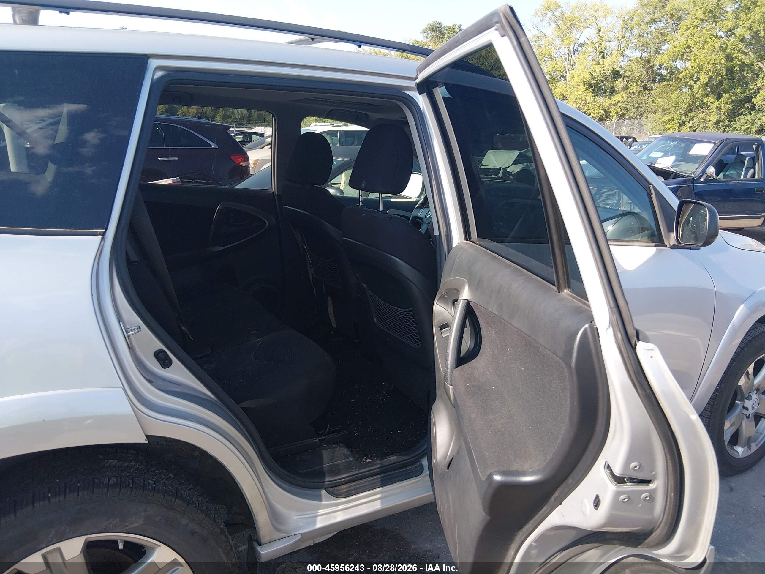 2010 Toyota Rav4 Sport Silver vin: 2T3RF4DV1AW077329