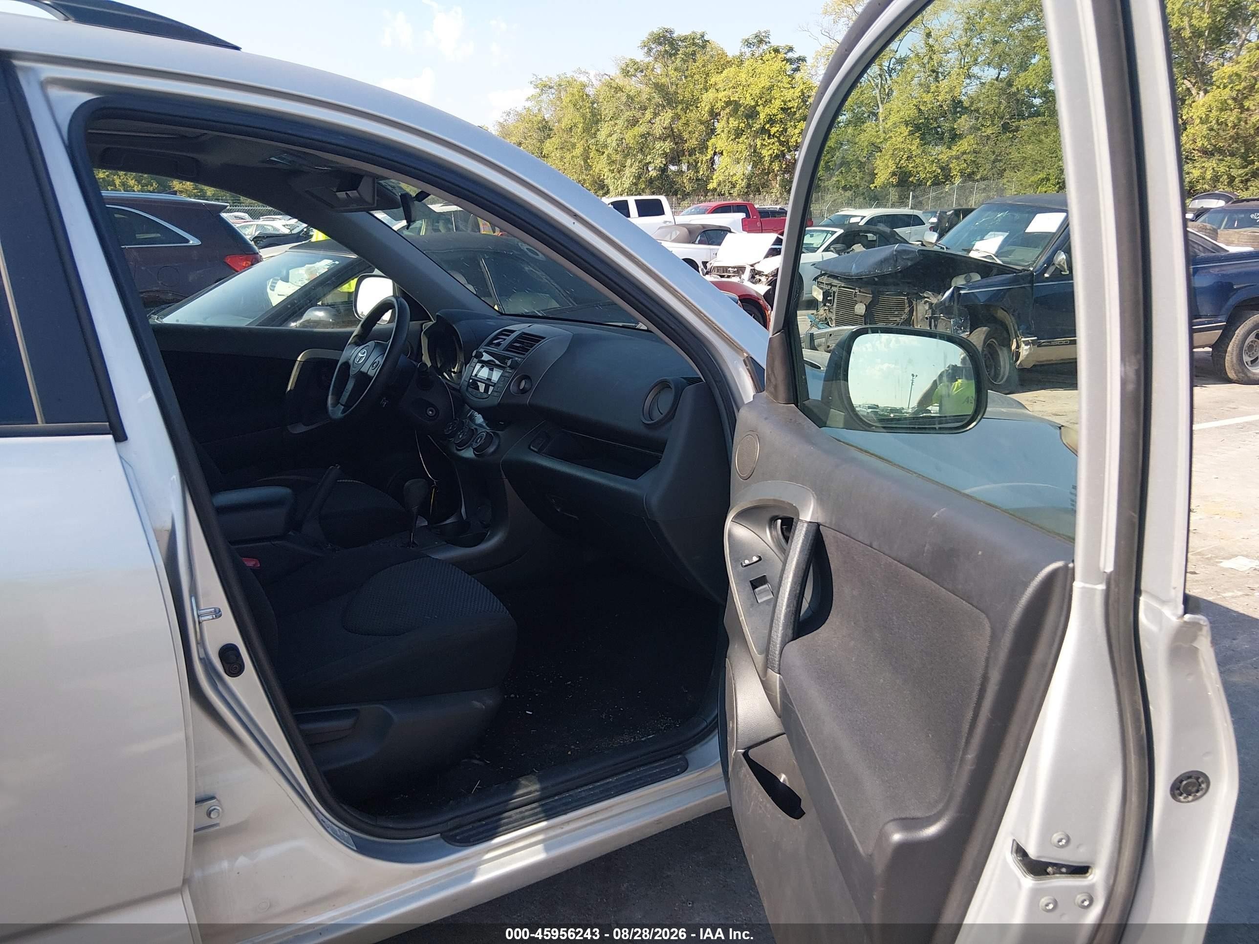 2010 Toyota Rav4 Sport Silver vin: 2T3RF4DV1AW077329