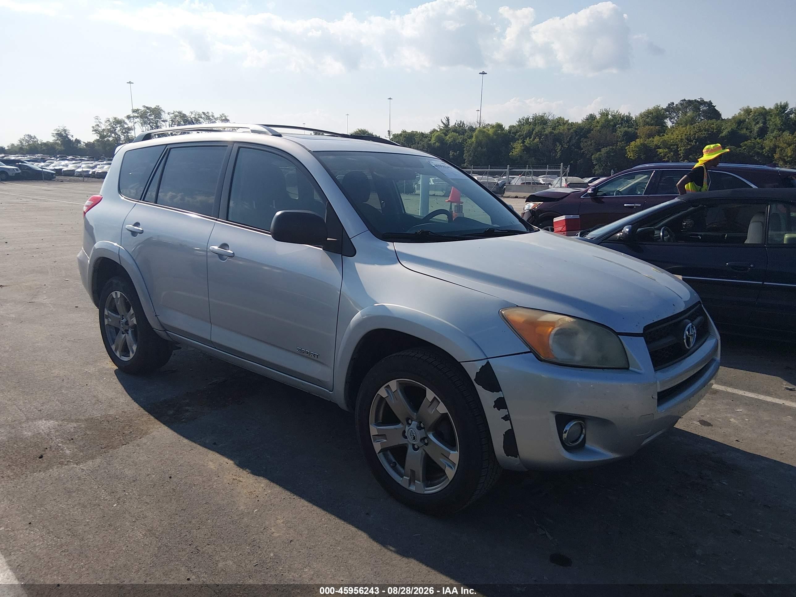 2010 Toyota Rav4 Sport Silver vin: 2T3RF4DV1AW077329