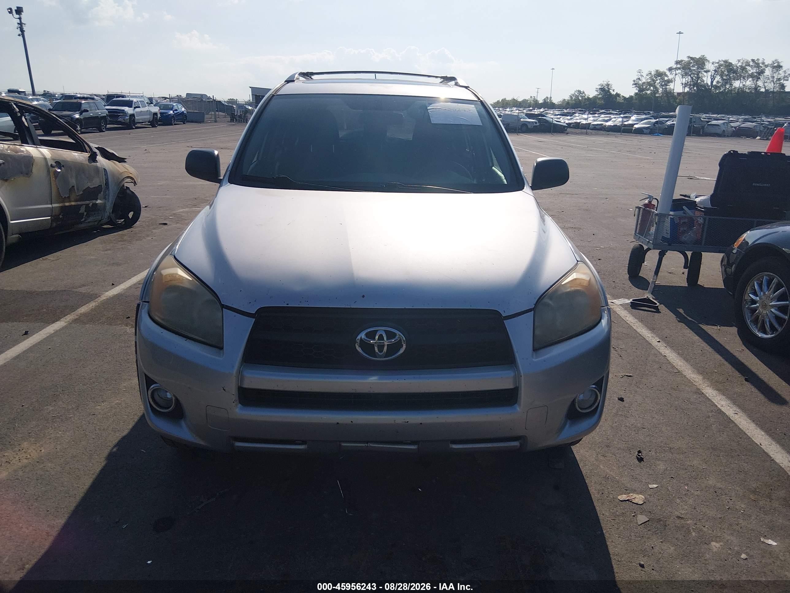 2010 Toyota Rav4 Sport Silver vin: 2T3RF4DV1AW077329