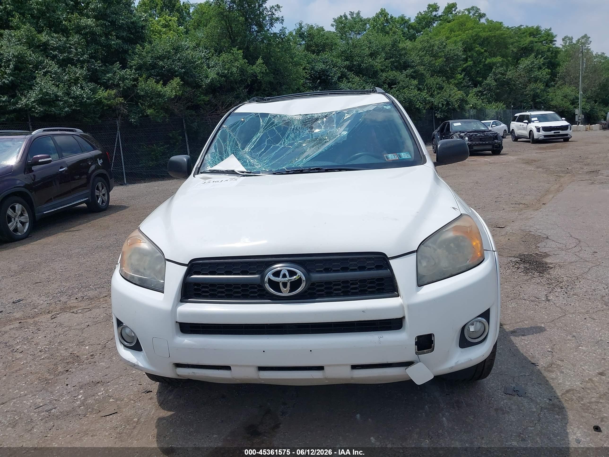 2011 Toyota Rav4 Sport White vin: 2T3RF4DV7BW093634