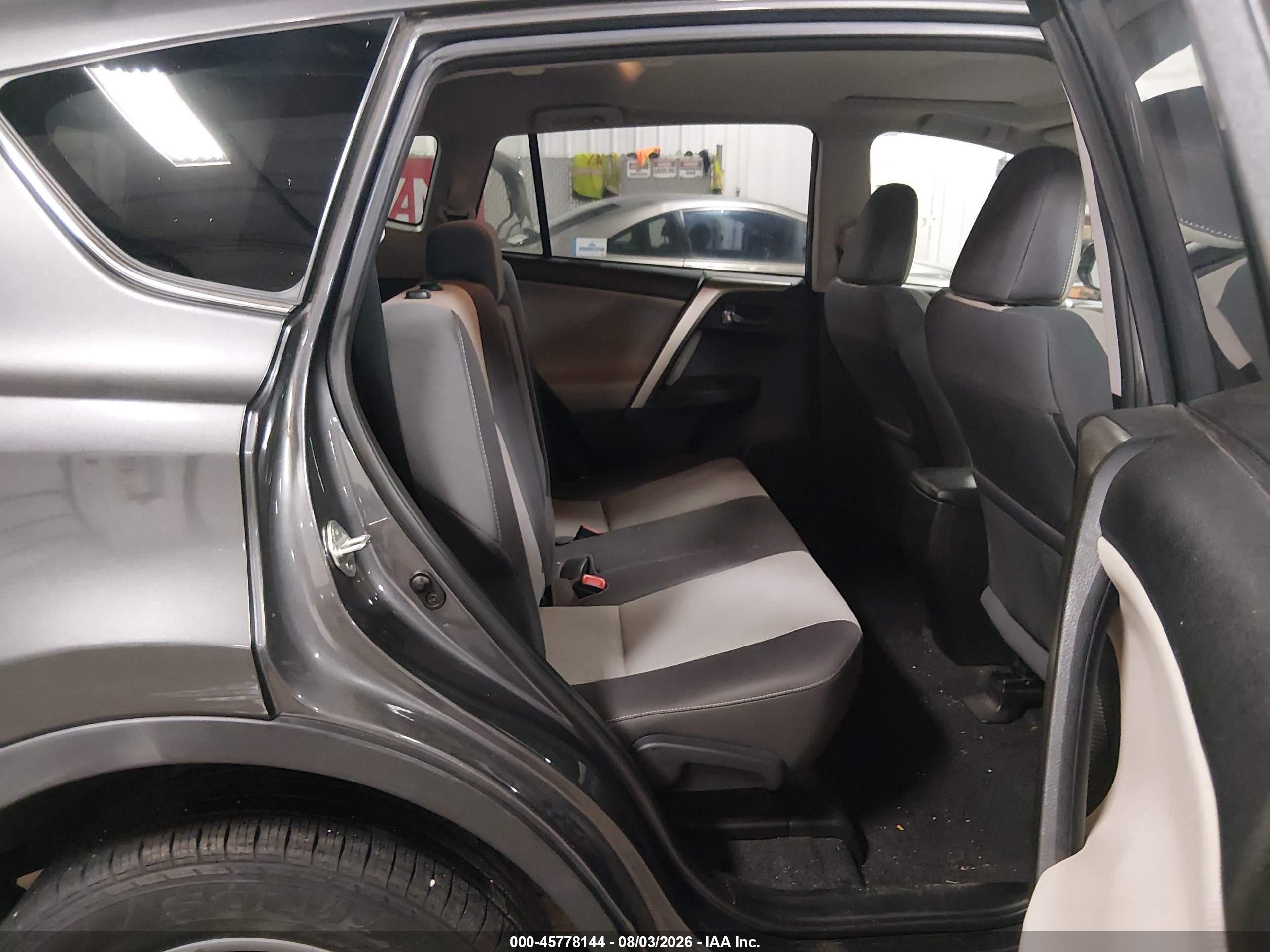 2015 Toyota Rav4 Xle Gray vin: 2T3RFREV9FW370494