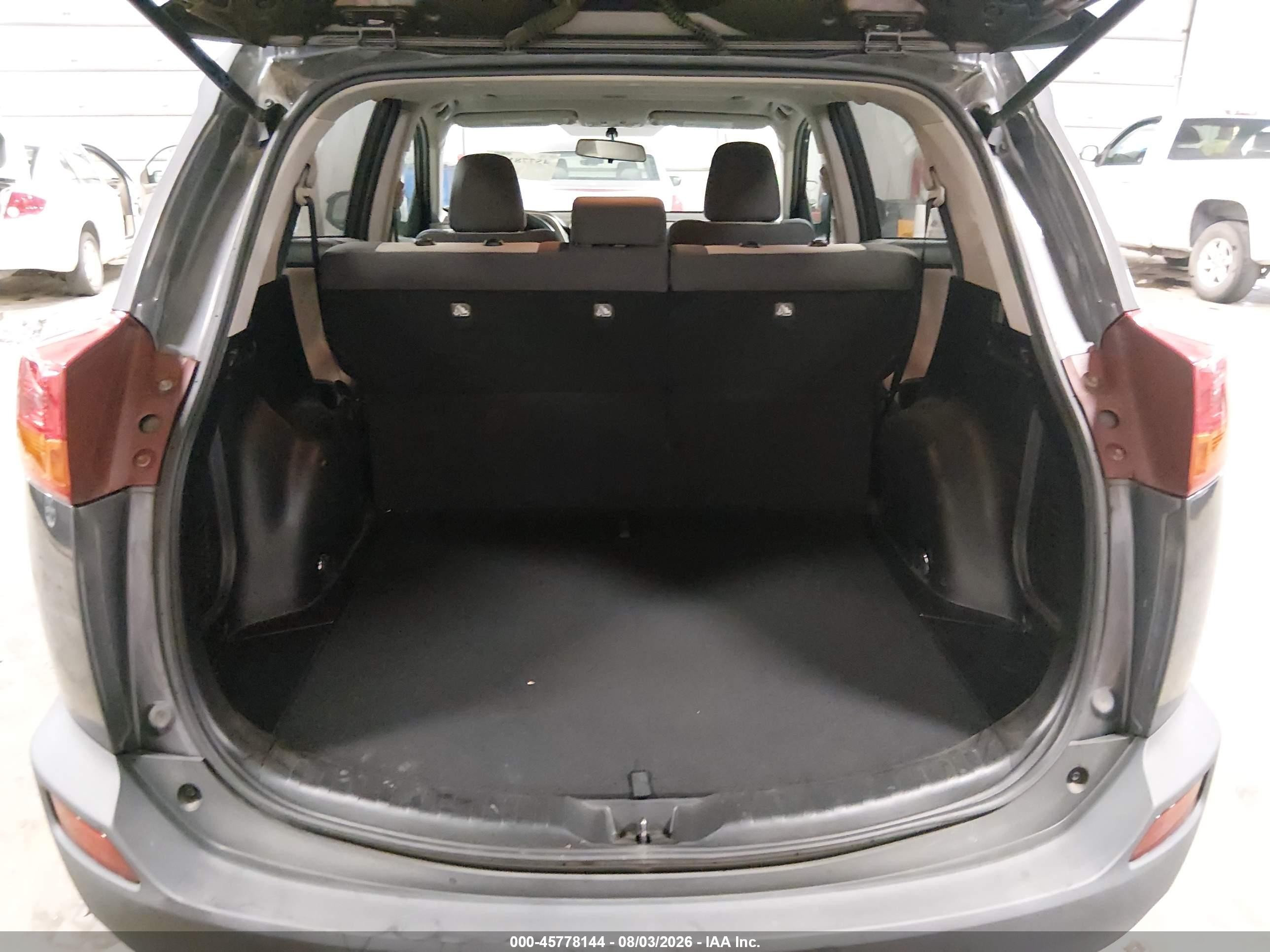 2015 Toyota Rav4 Xle Gray vin: 2T3RFREV9FW370494