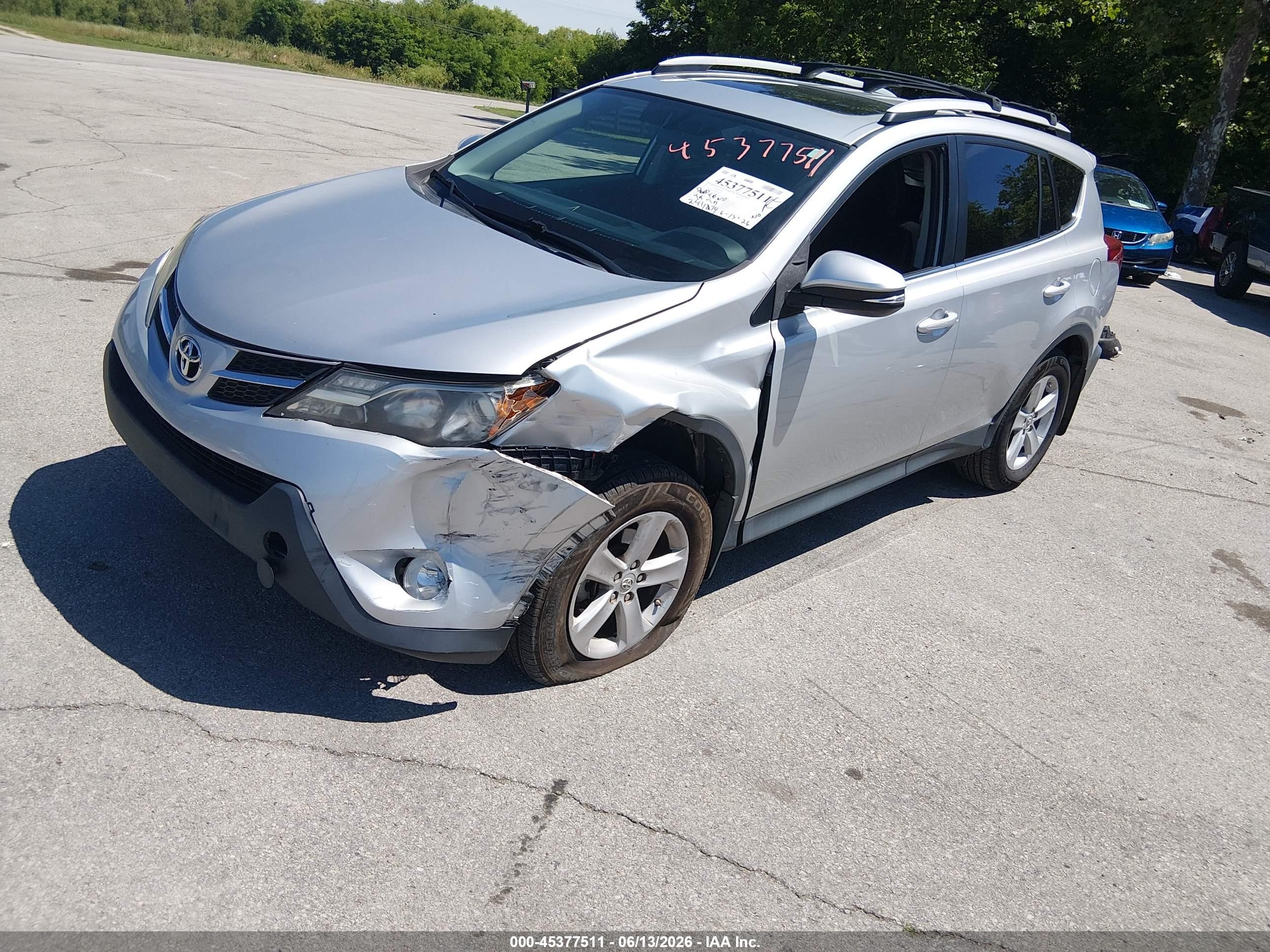 2013 Toyota Rav4 Xle Серый vin: 2T3RFREV0DW042393