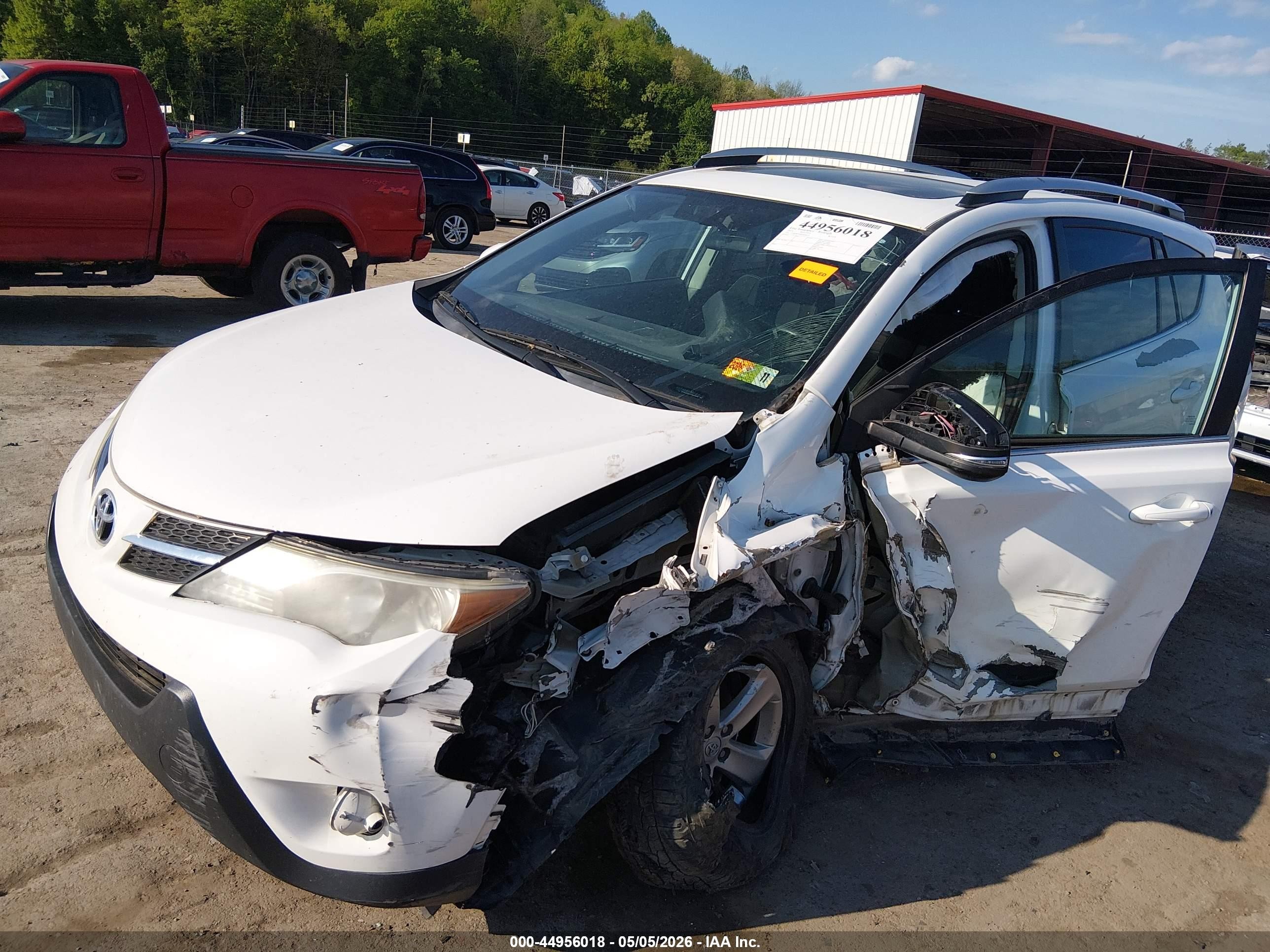 2013 Toyota Rav4 Xle White vin: 2T3RFREV0DW058710