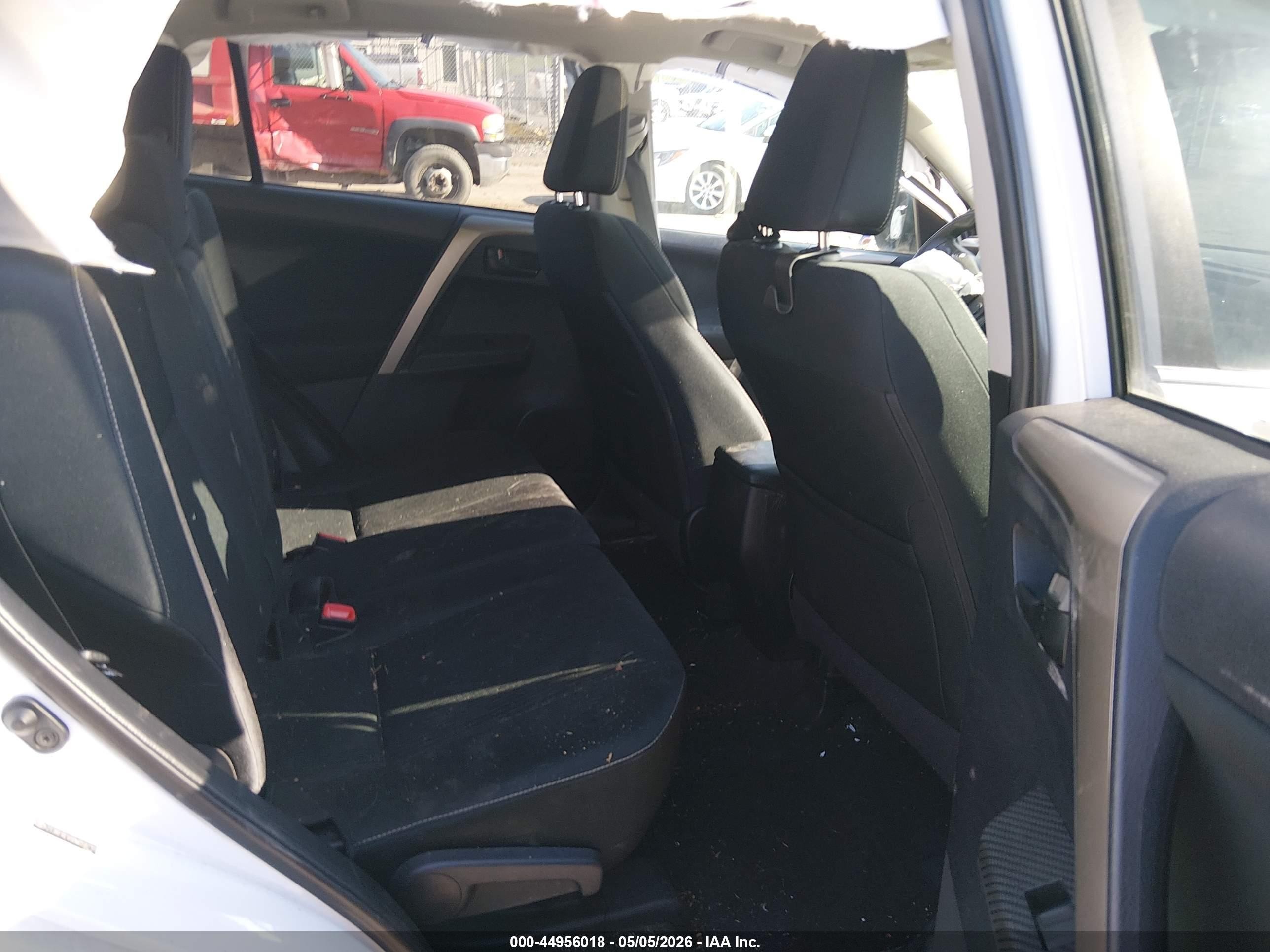2013 Toyota Rav4 Xle White vin: 2T3RFREV0DW058710