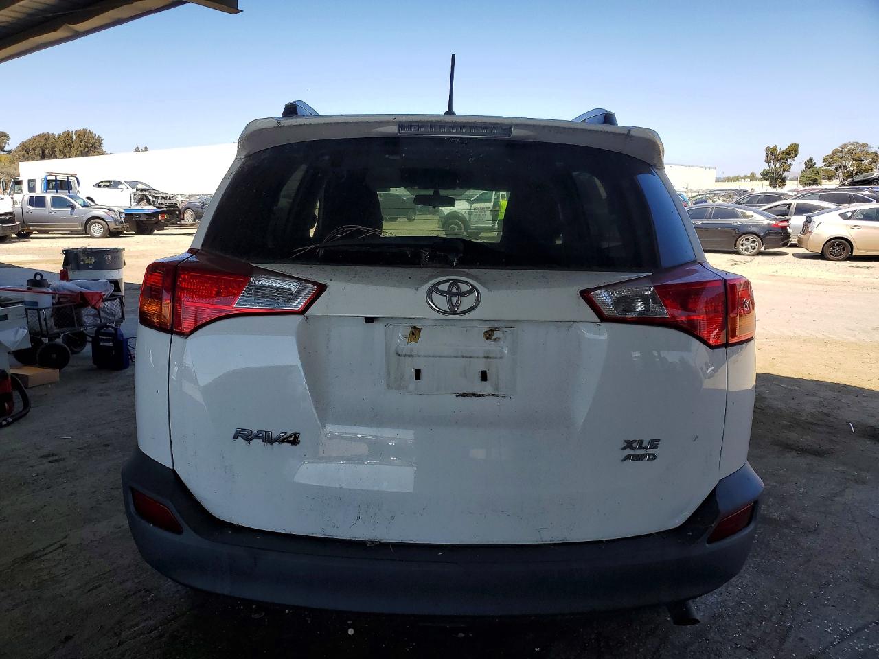 2013 Toyota Rav4 Xle White vin: 2T3RFREV0DW100342