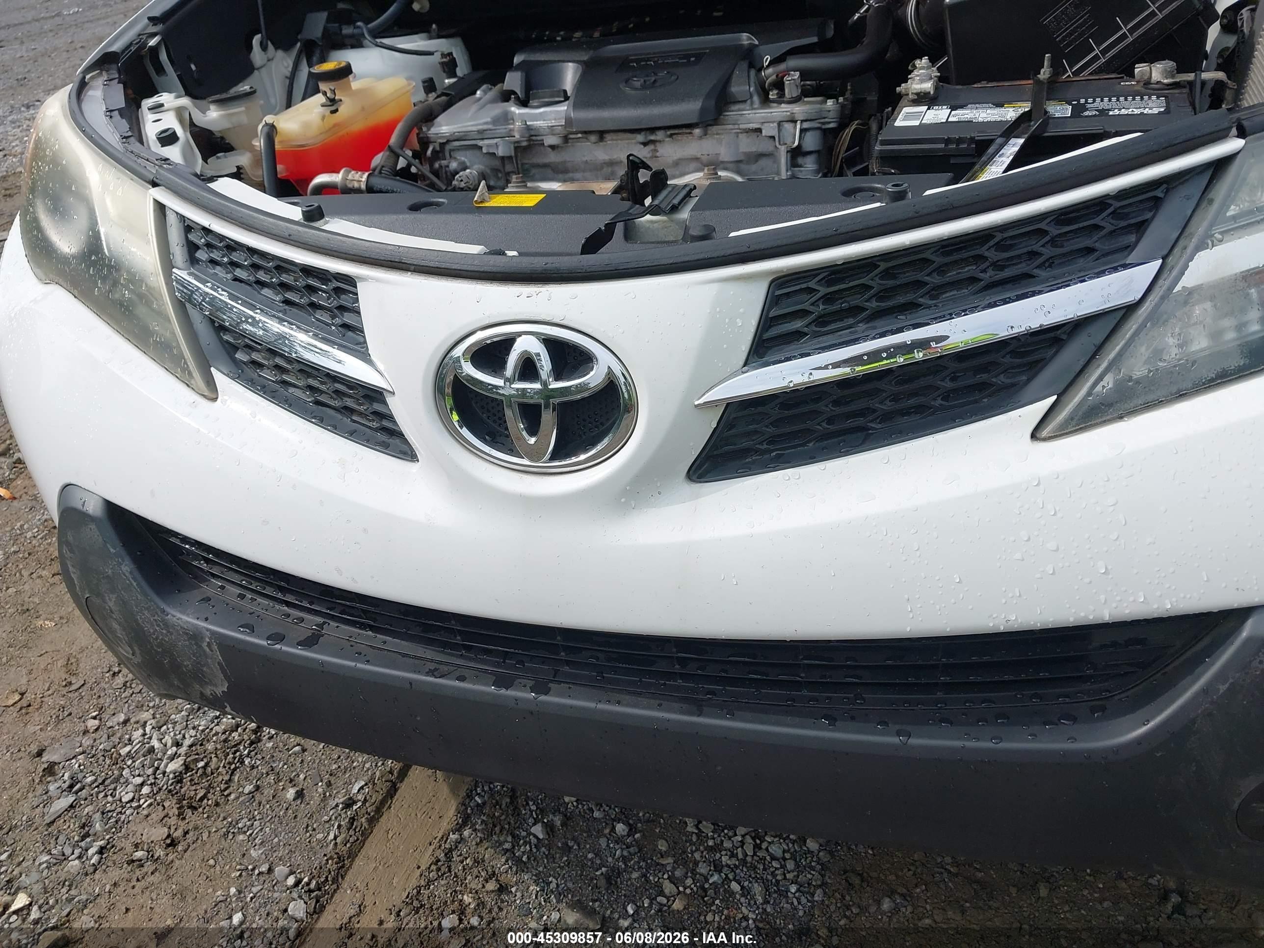 2013 Toyota Rav4 Xle White vin: 2T3RFREV0DW104178