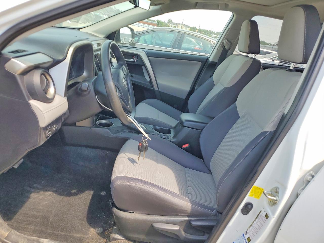 2014 Toyota Rav4 Xle White vin: 2T3RFREV0EW154368