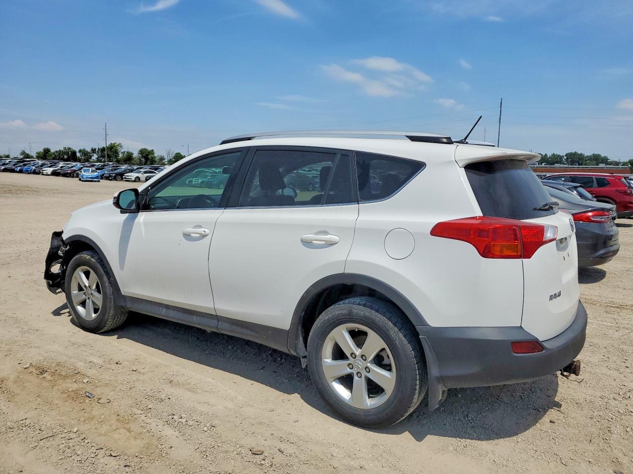 2014 Toyota Rav4 Xle White vin: 2T3RFREV0EW154368