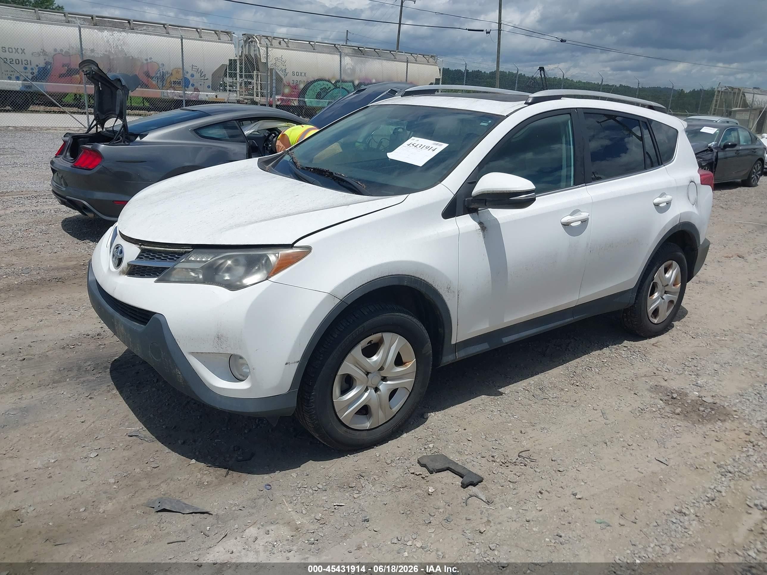2014 Toyota Rav4 Xle White vin: 2T3RFREV0EW165659
