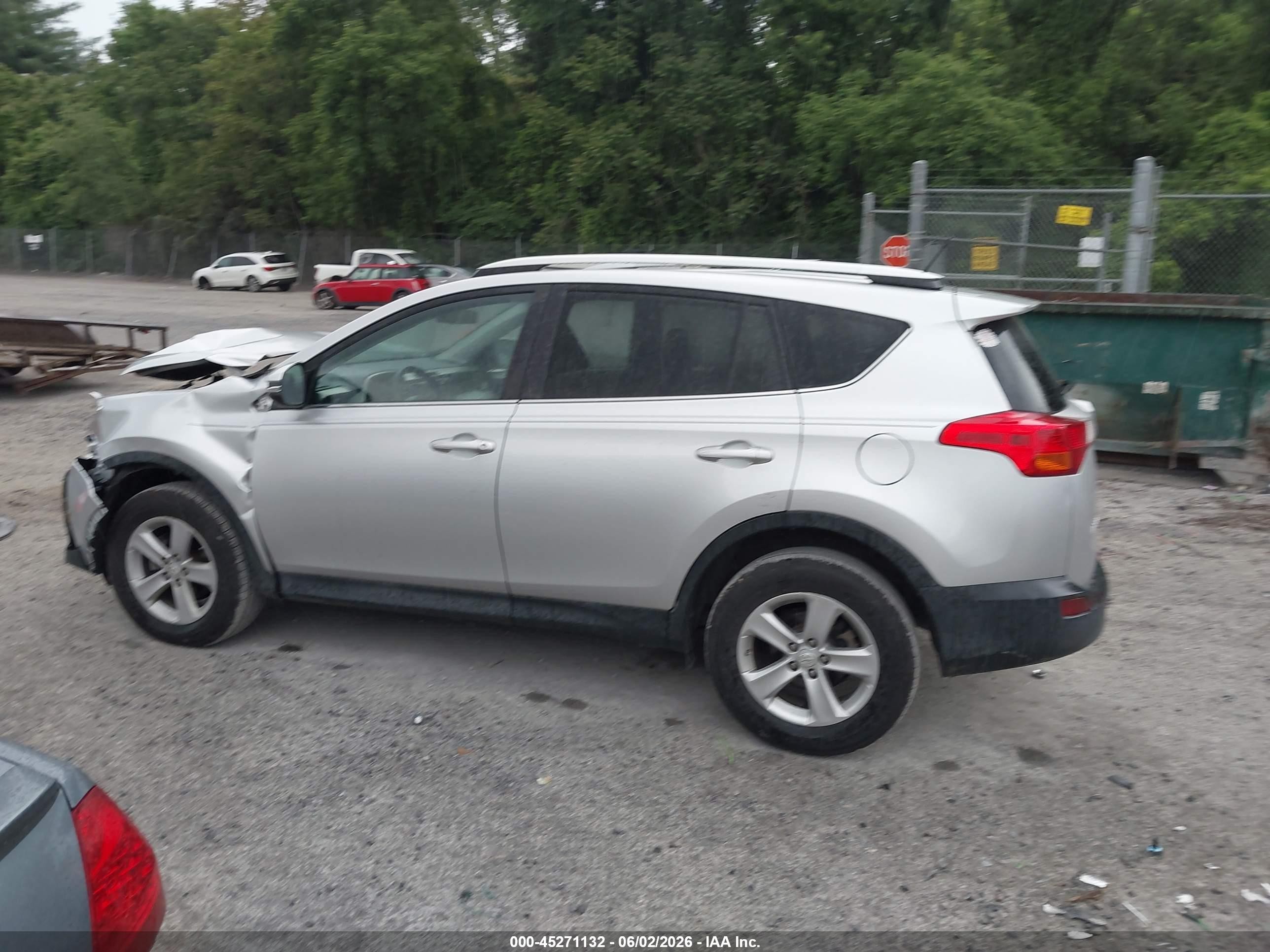2014 Toyota Rav4 Xle Silver vin: 2T3RFREV0EW168349
