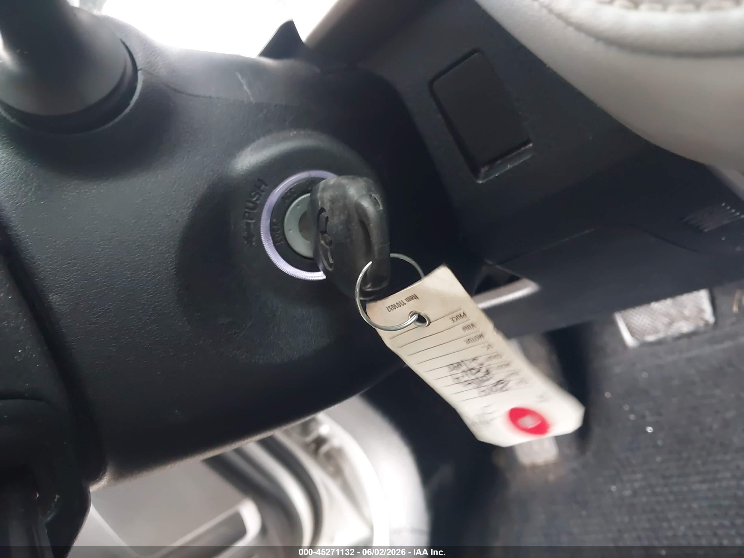2014 Toyota Rav4 Xle Silver vin: 2T3RFREV0EW168349