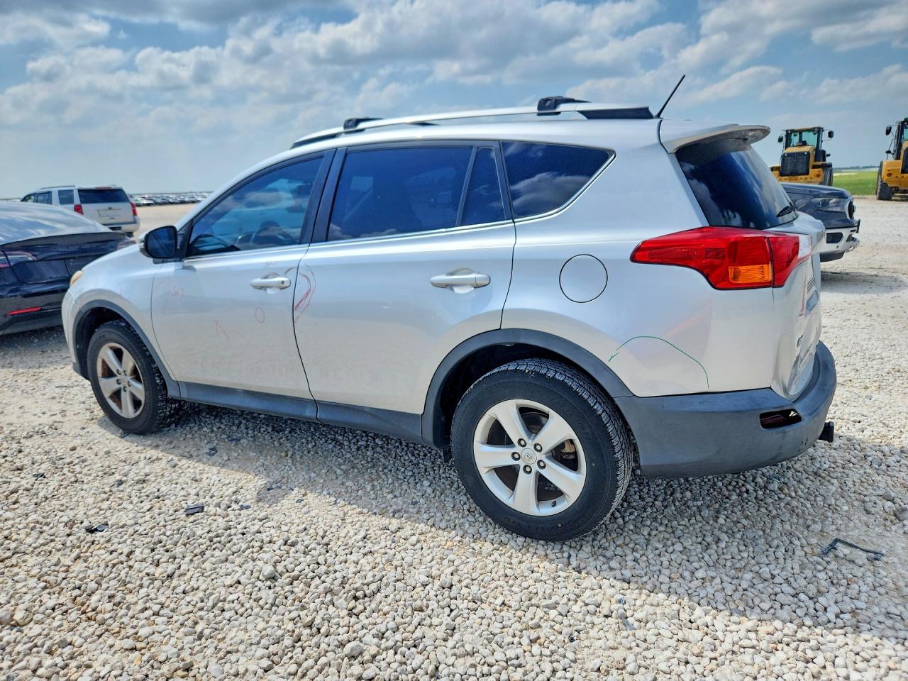 2014 Toyota Rav4 Xle Серебряный vin: 2T3RFREV0EW196975